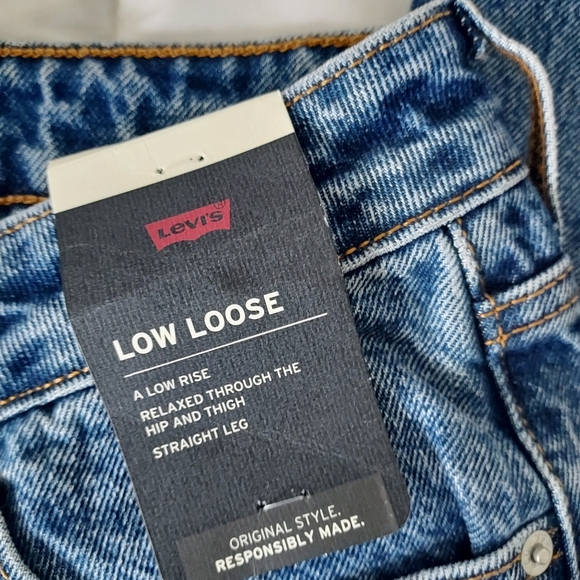 NWT Levi's premium low loose jeans, 100 percent cotton, 25x32 - Picture 6 of 9